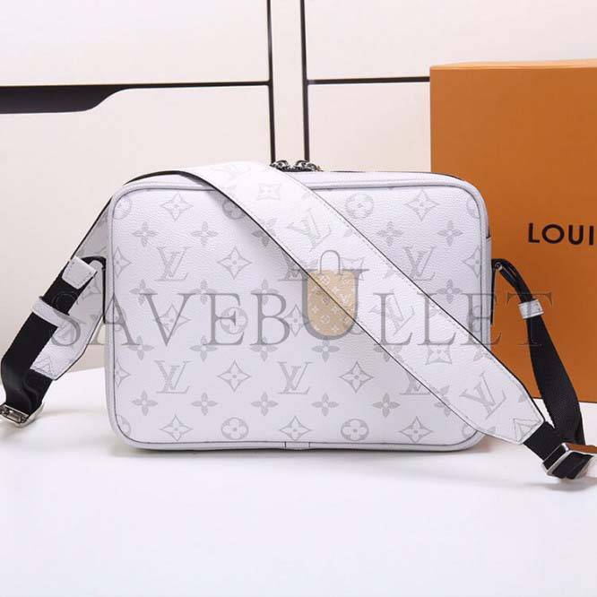 LOUIS VUITTON OUTDOOR MESSENGER M30243 (29.5*20*10.5cm) LOUIS VUITTON OUTDOOR MESSENGER M30243 (29.5*20*10.5cm)